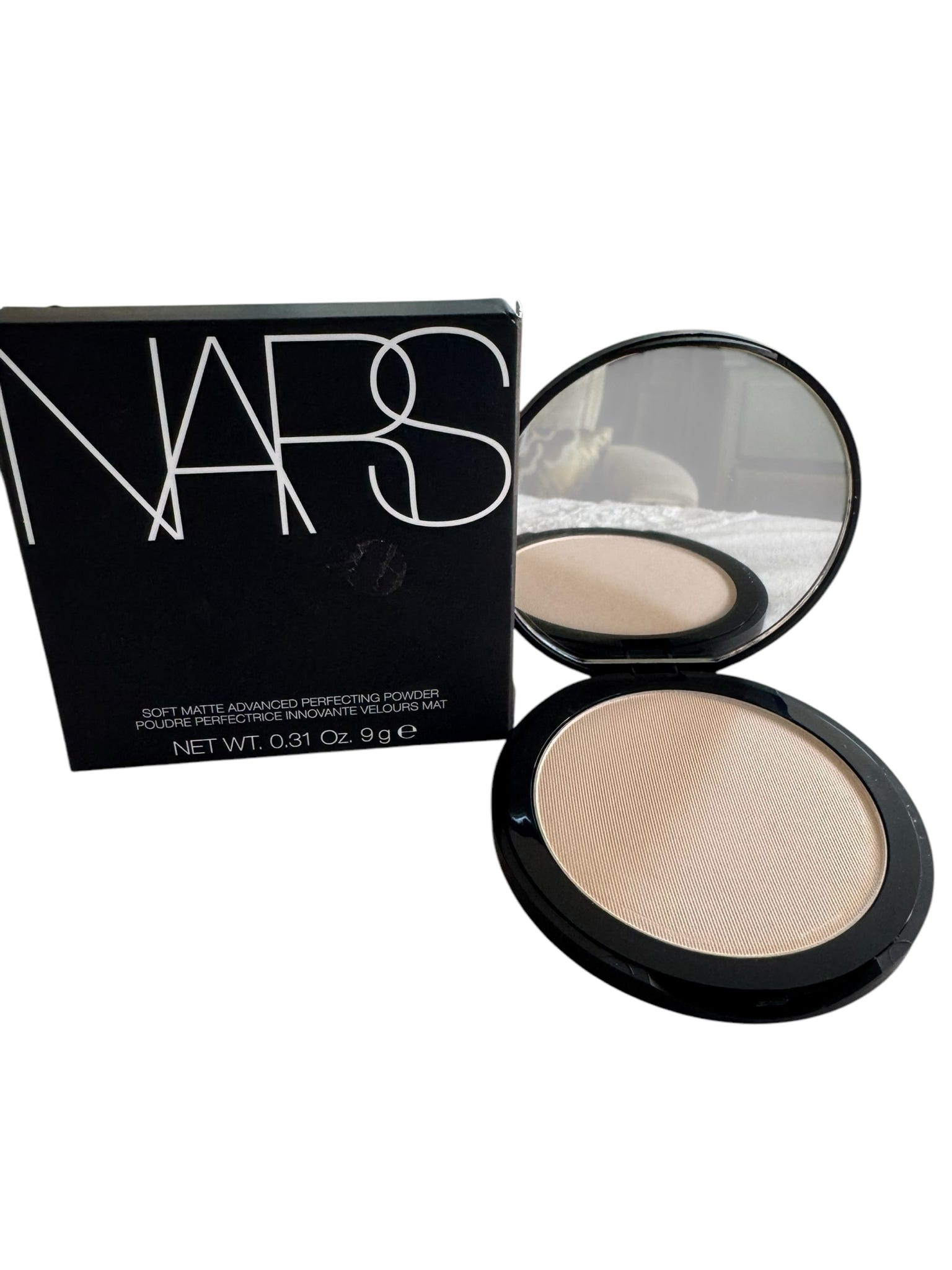 NARS Soft Matte Advanced Perfecting Powder