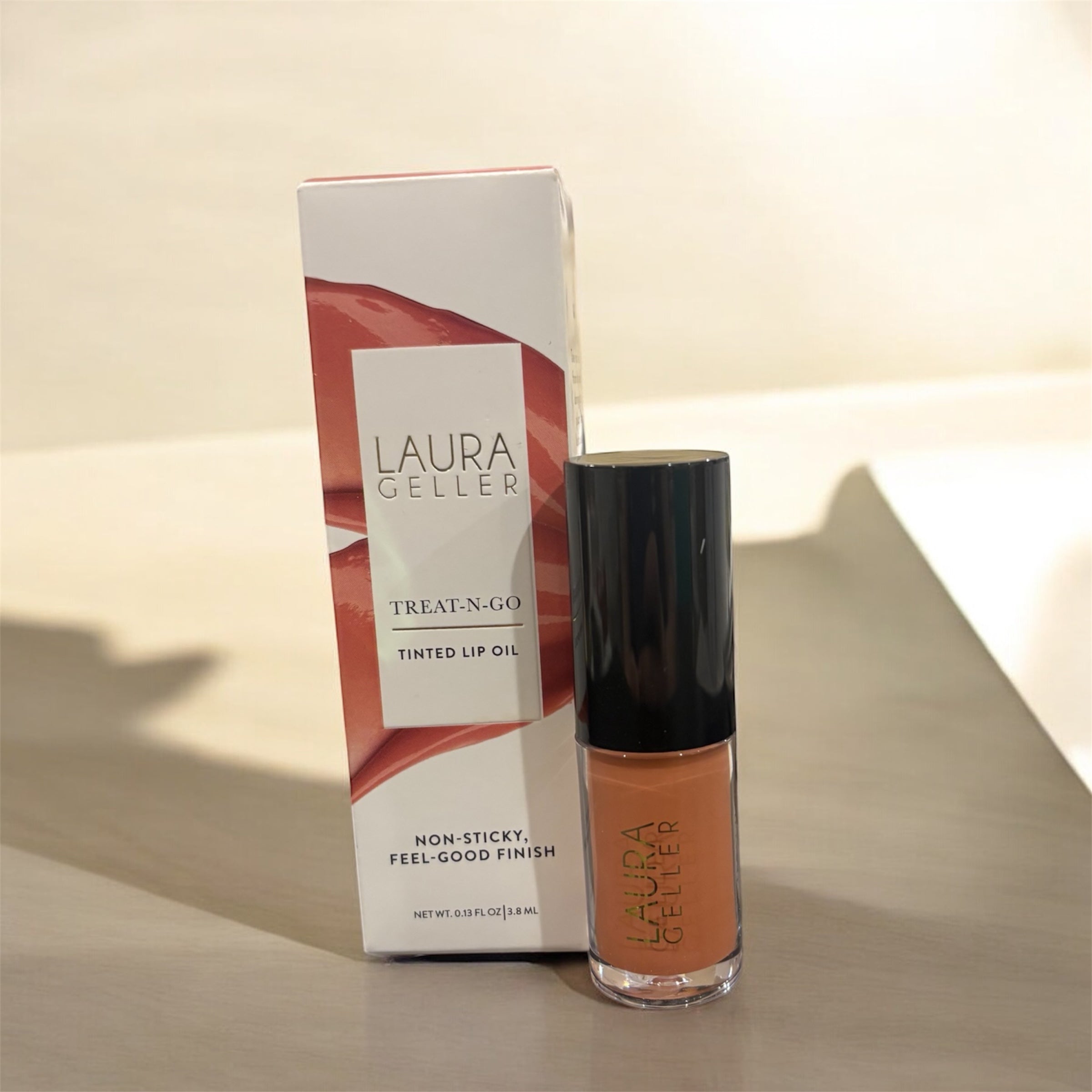 Laura Geller Treat-N-Go Lip Oil *Crunch Time*