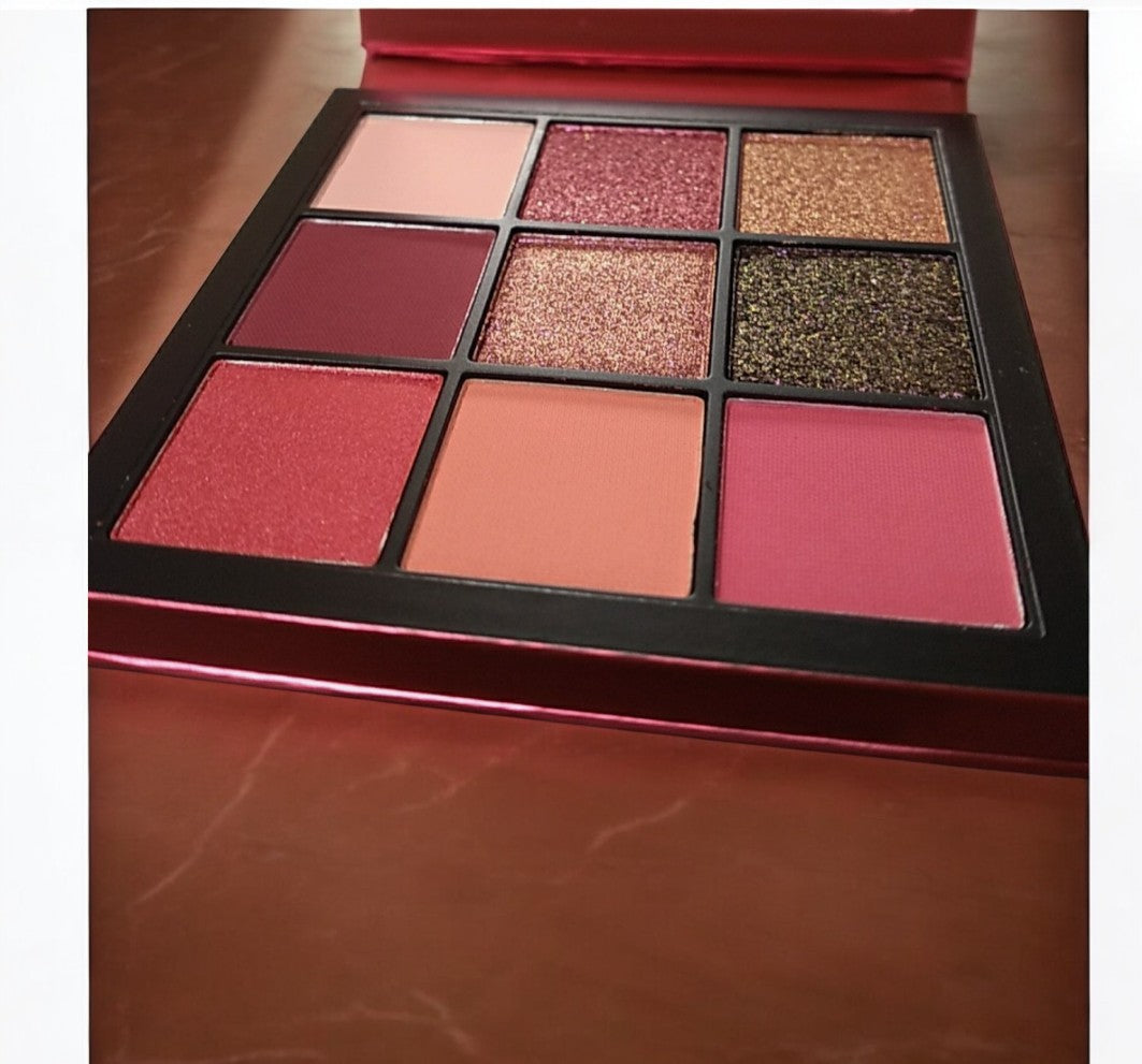 Huda Beauty Ruby Obsessions Eye Shadow Pallet
